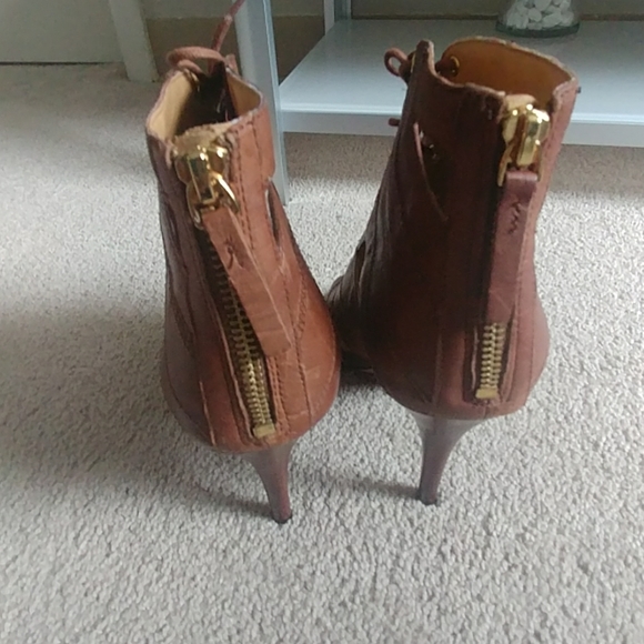 Booties - Picture 6 of 7
